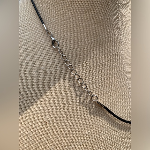 Handmade Genuine Stone Heart Amulet Necklace - Picture 8 of 9